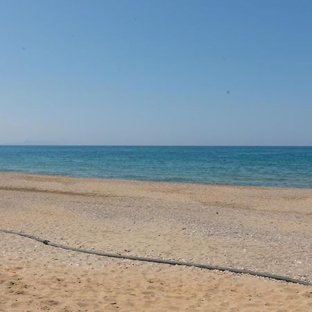 Vasileios Seaview Apartments Platanias Esterno foto