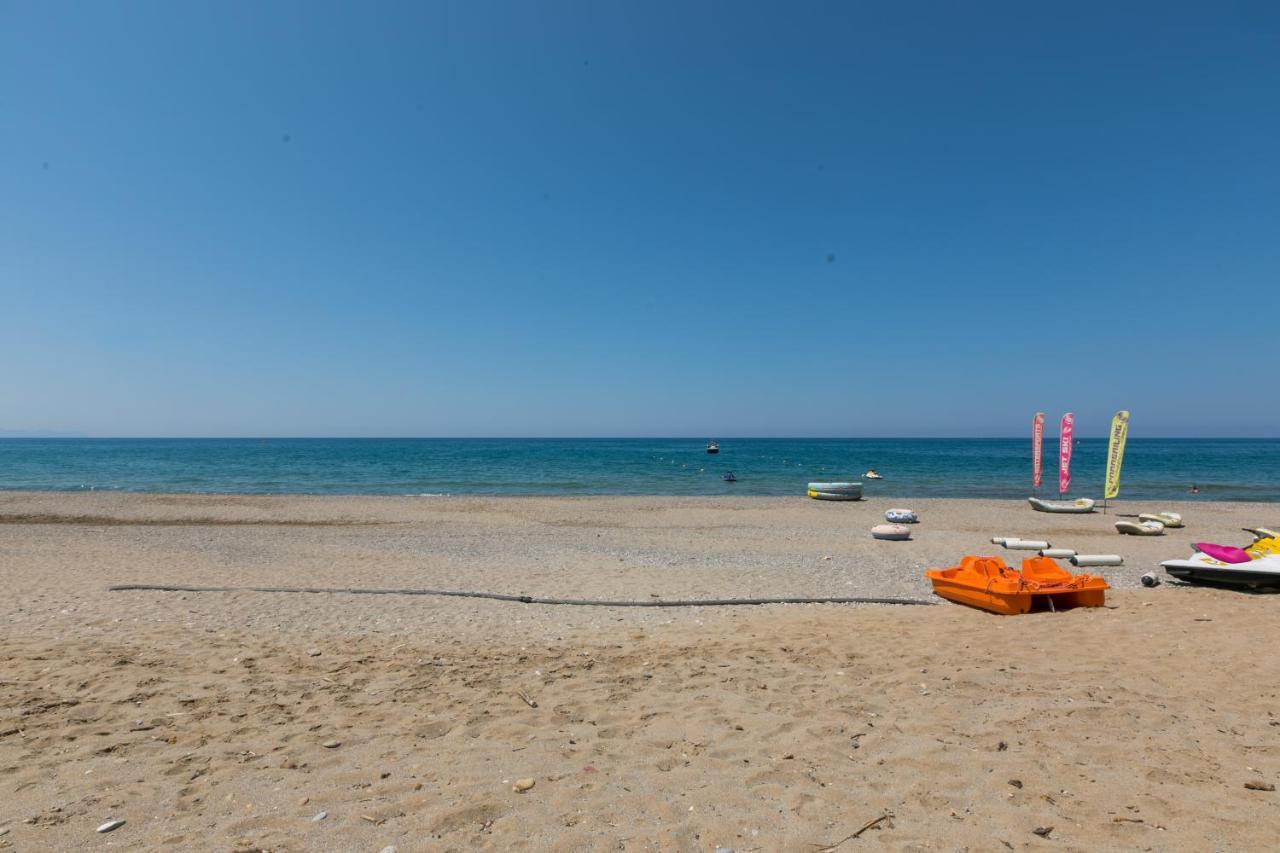 Vasileios Seaview Apartments Platanias Esterno foto